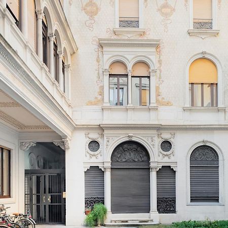 Easylife - Accogliente Monolocale In Via Torino, Posizione Perfetta Per Scoprire La Citta Apartment Милано Екстериор снимка