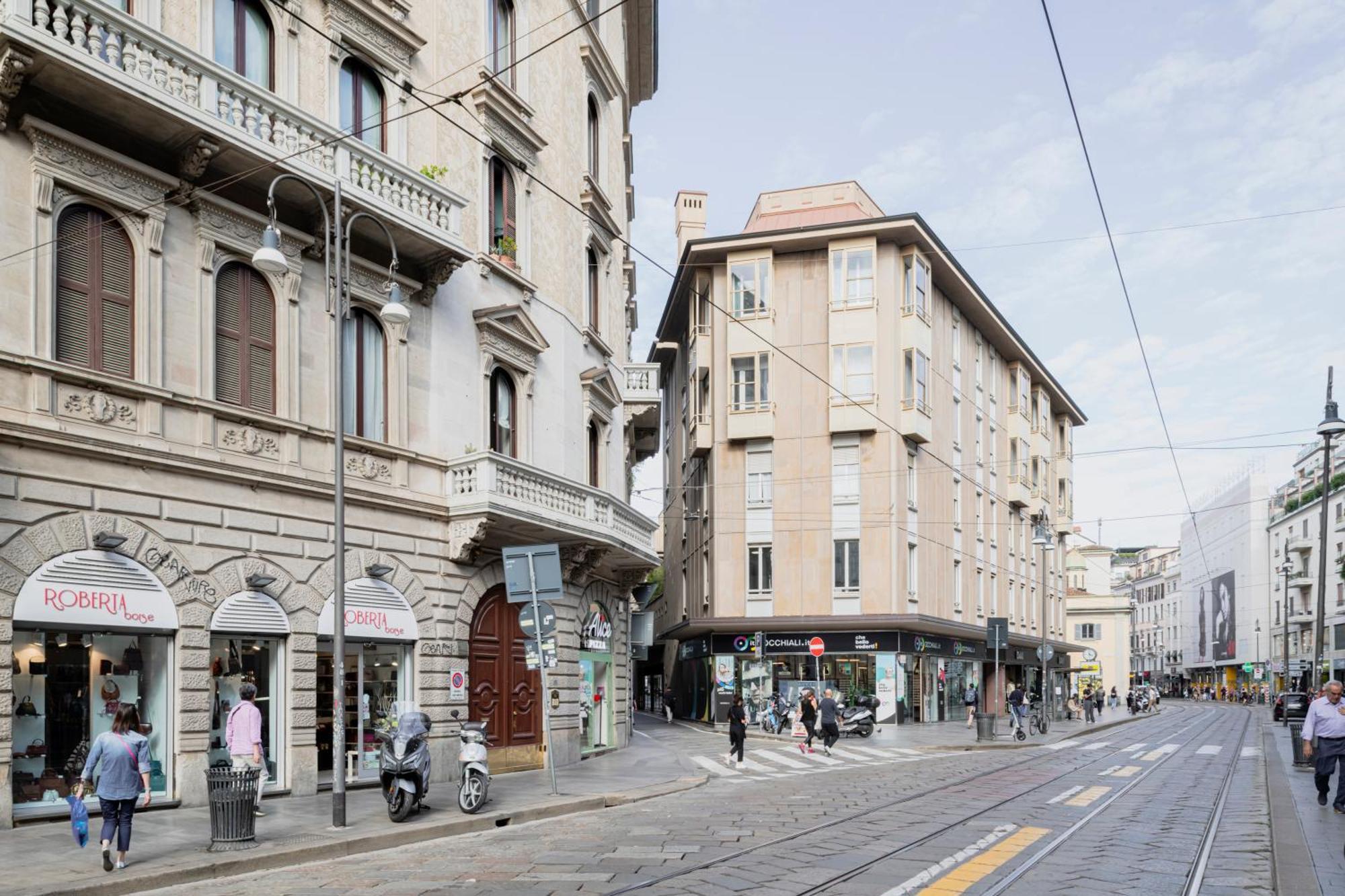 Easylife - Accogliente Monolocale In Via Torino, Posizione Perfetta Per Scoprire La Citta Apartment Милано Екстериор снимка